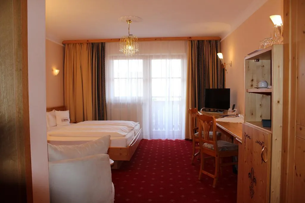 Aktivhotel Crystal Sankt Oswald-Riedlhuette 4*,