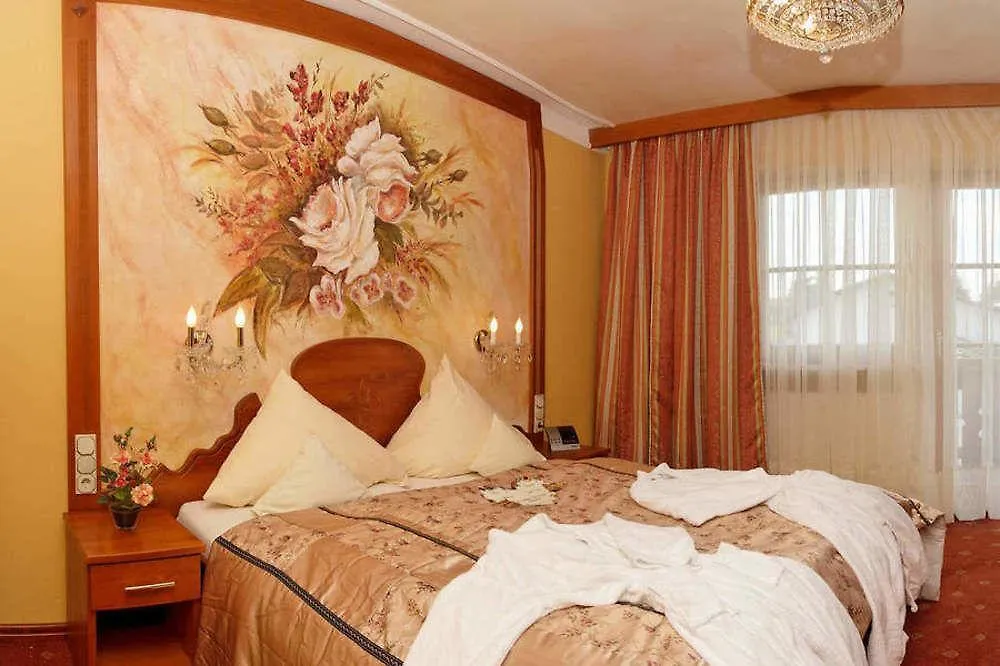 Aktivhotel Crystal Sankt Oswald-Riedlhuette 4*,