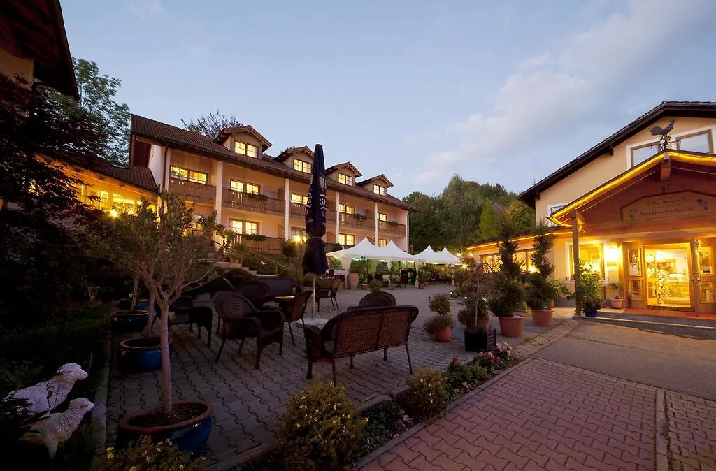 Aktivhotel Crystal Sankt Oswald-Riedlhuette